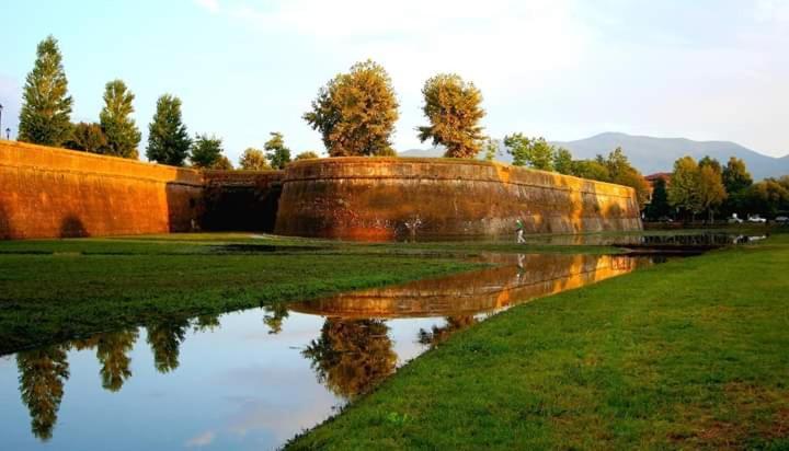 Villamorosa Calci Buitenkant foto